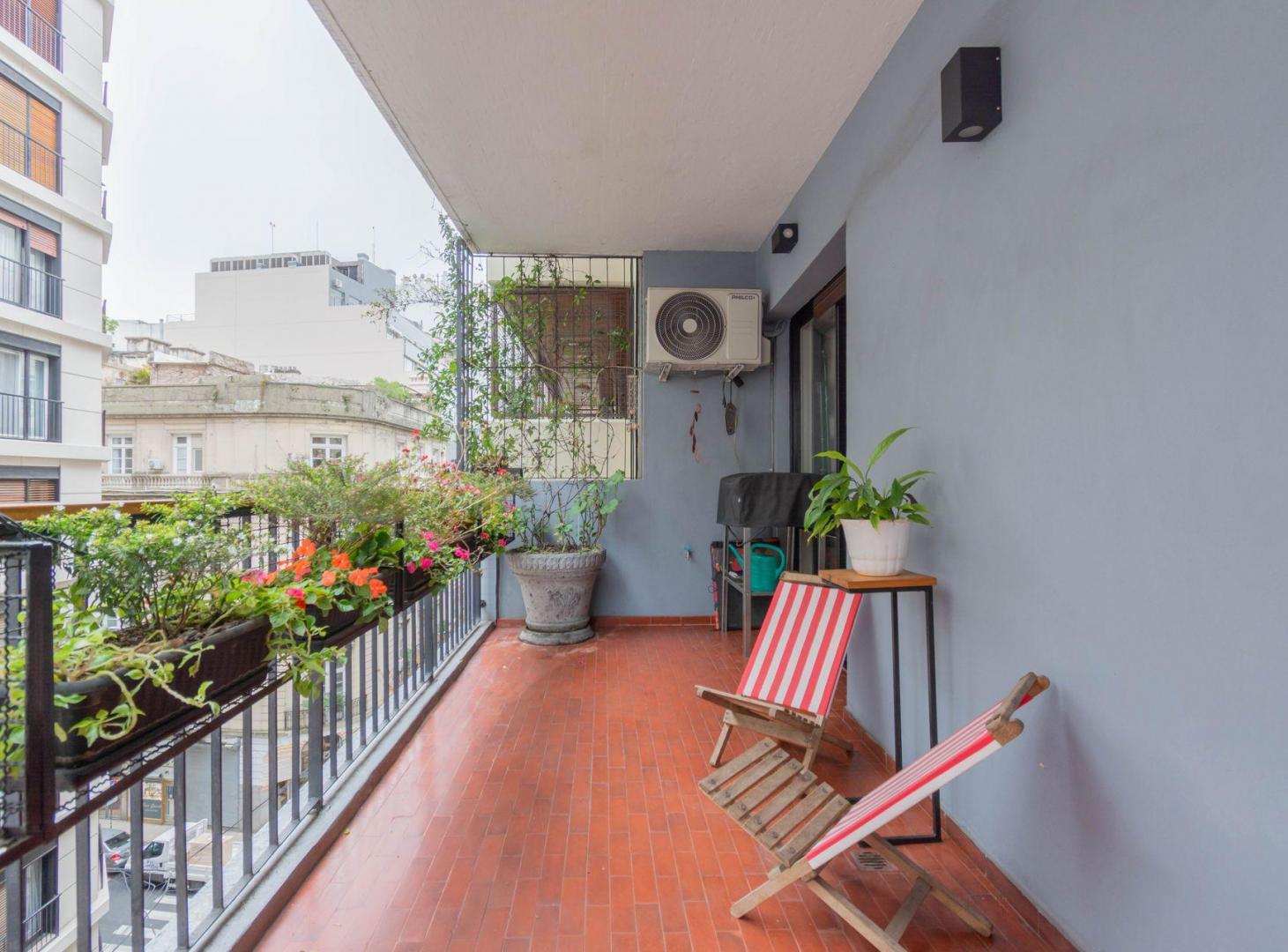 Foto de VENTA RECOLETA 4 AMBIENTES COCHERA BALCON ATERRAZ, imagen 3