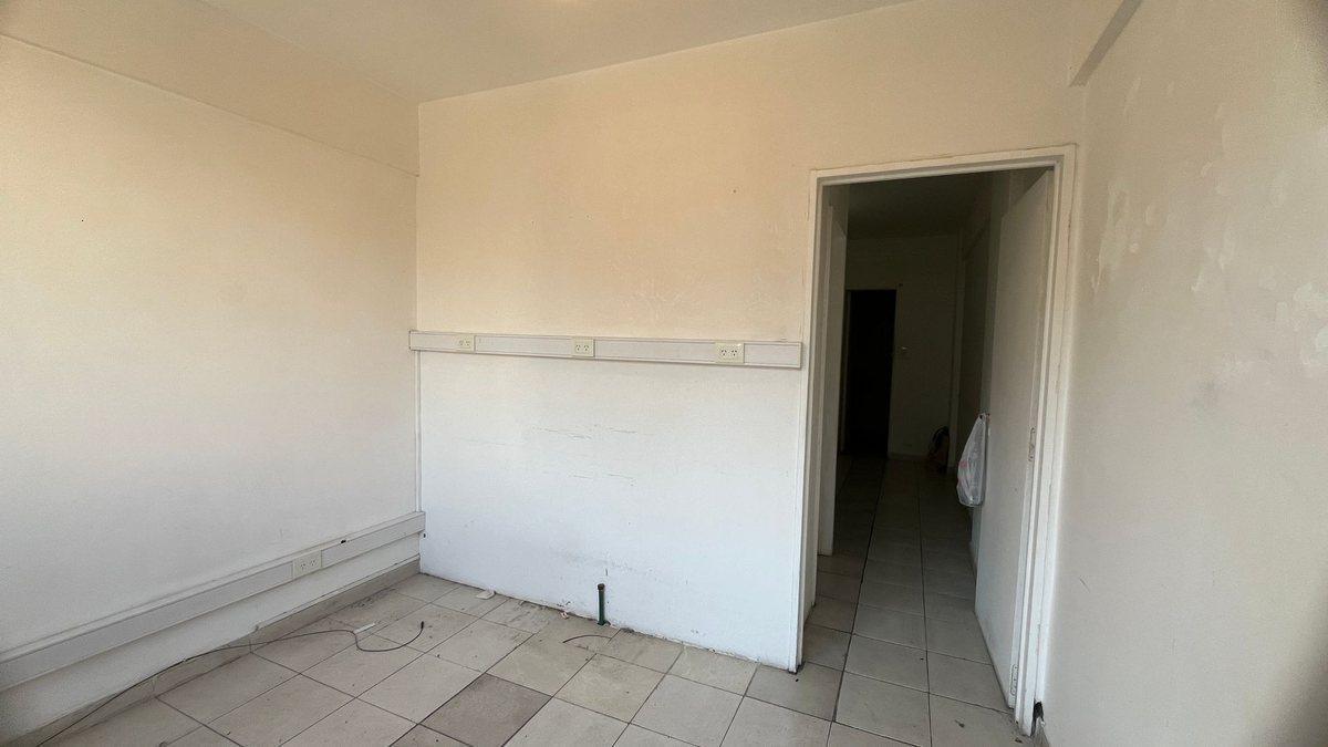 Foto de Oficina en Venta, c/ Baño privado. Luminosa. Once, imagen 1