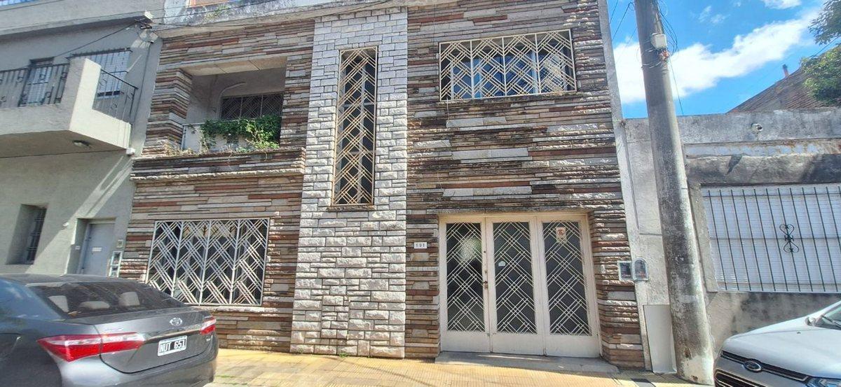 Foto de Venta Casa 4 amb Villa Sarmiento, imagen 2