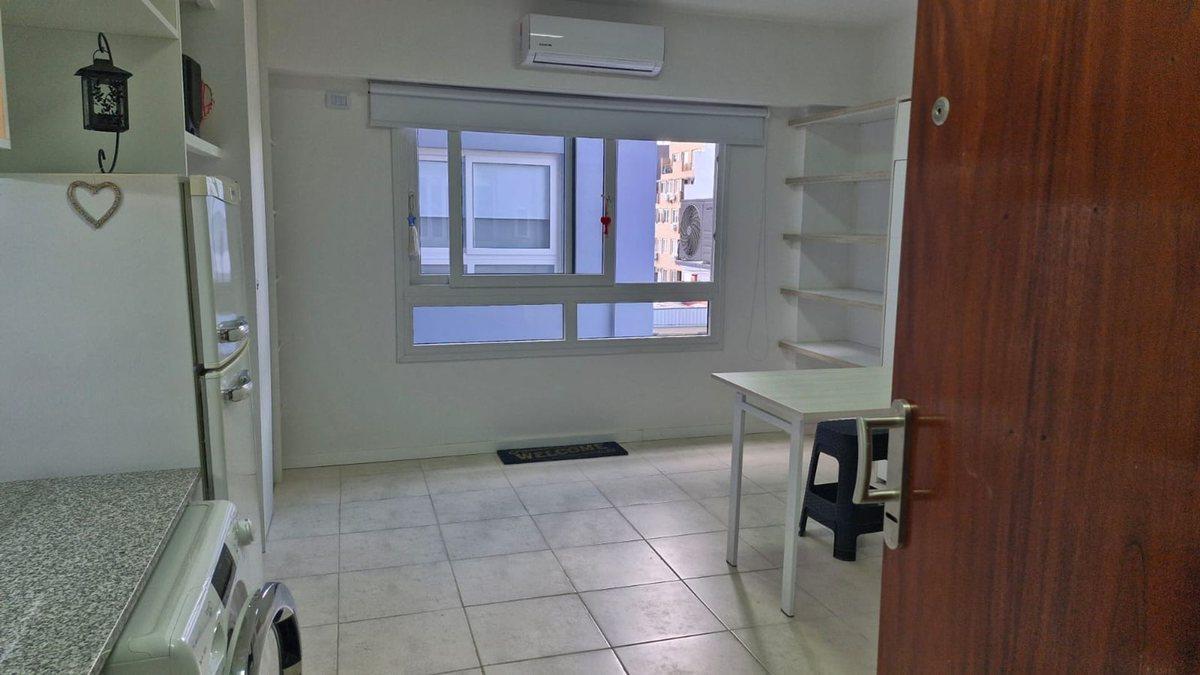 Foto de ALQUILER MONOAMBIENTE AMUEBLADO. LINIERS, imagen 2
