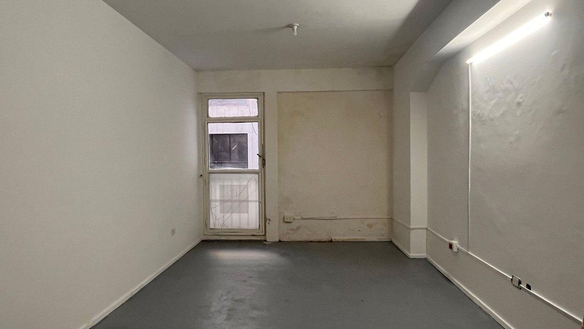 Foto de OPORTUNIDAD! OFICINA en VENTA. Subte a 1 cdra., imagen 1
