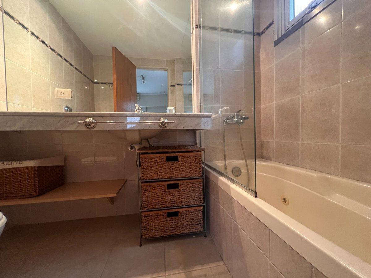 Foto de VENTA 3 AMB. C/ COCHERA EN TORRE PREMIUM. RECOLETA, imagen 3