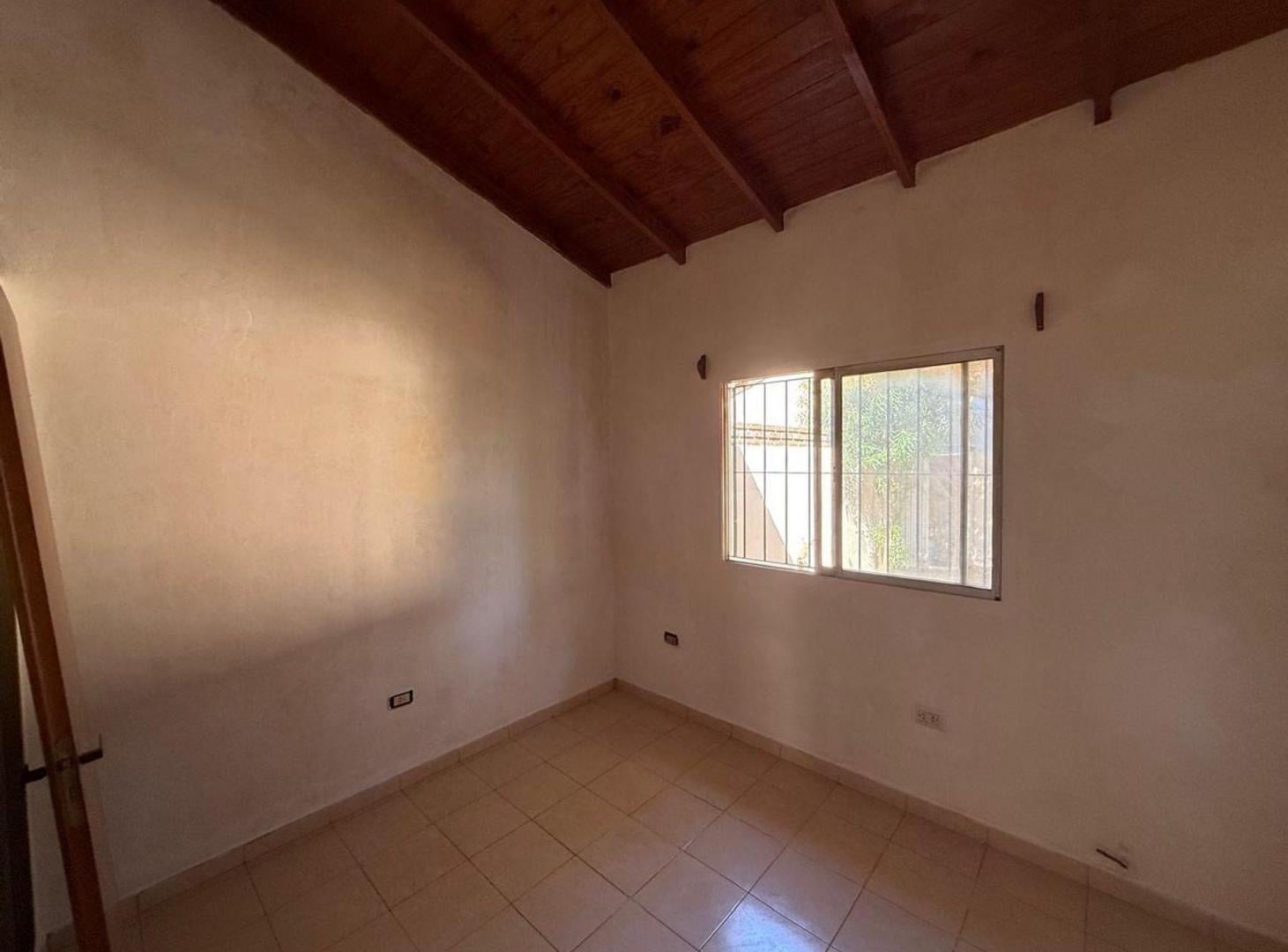 Foto de Casa en Venta, Pilar. 3 amb + jardín + cochera, imagen 3