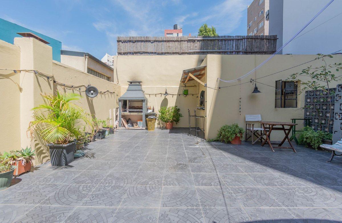 Foto de VENTA PH CON COCHERA TERRAZA Y QUINCHO CABALLITO, imagen 2