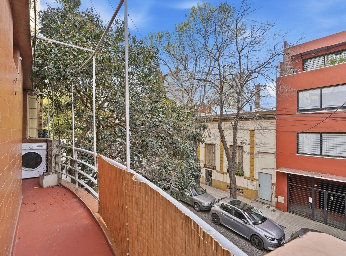 Foto de VENTA PH 4 AMBIENTES ABASTO CON QUINCHO TERRAZA, imagen 1