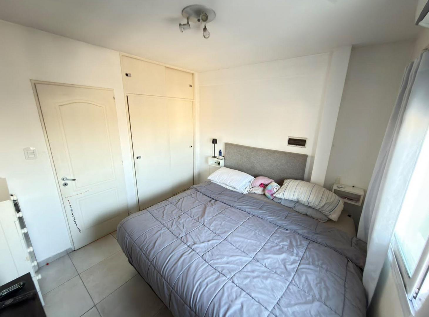 Foto de VENTA DEPTO DÚPLEX 3 AMB, EL PALOMAR, TERRAZA, imagen 2