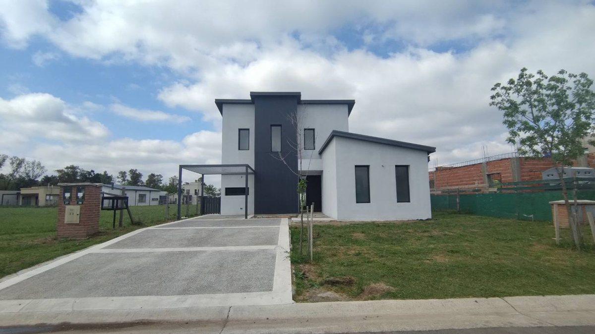 Foto de OPORTUNIDAD! SAN PABLO. 4 amb, parrilla, cochera, imagen 1
