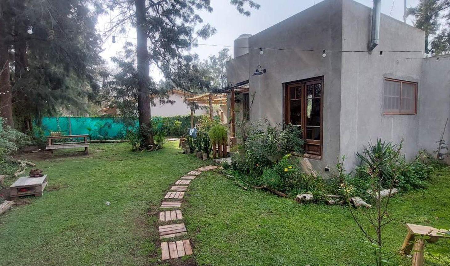 Foto de CASA EN VENTA 2 AMBIENTES LOMA VERDE GRAN JARDIN, imagen 3