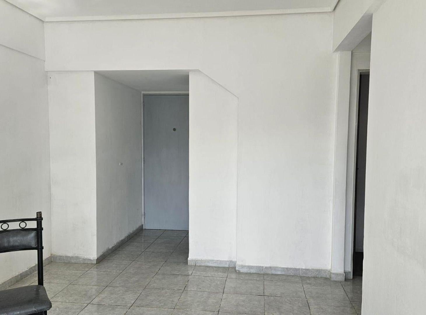 Foto de Alquiler departamento 3 amb Flores Apto Comercial, imagen 3