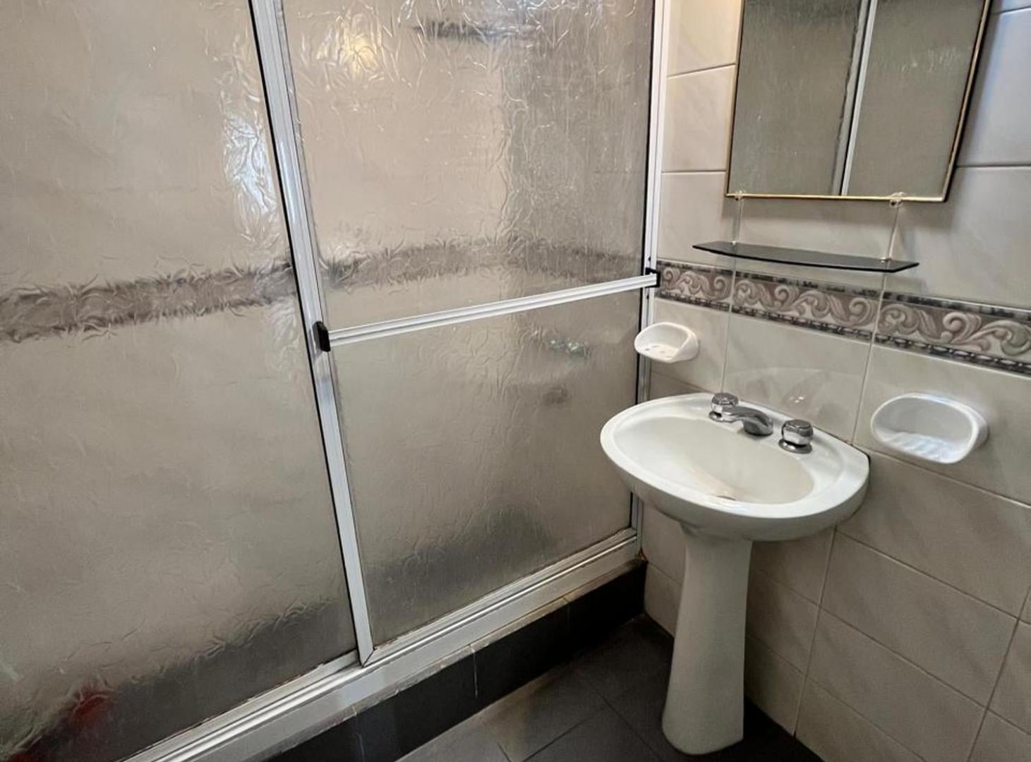 Foto de VENTA MONOAMBIENTE BALCON LUZ Y COCHERA COLEGIALES, imagen 4