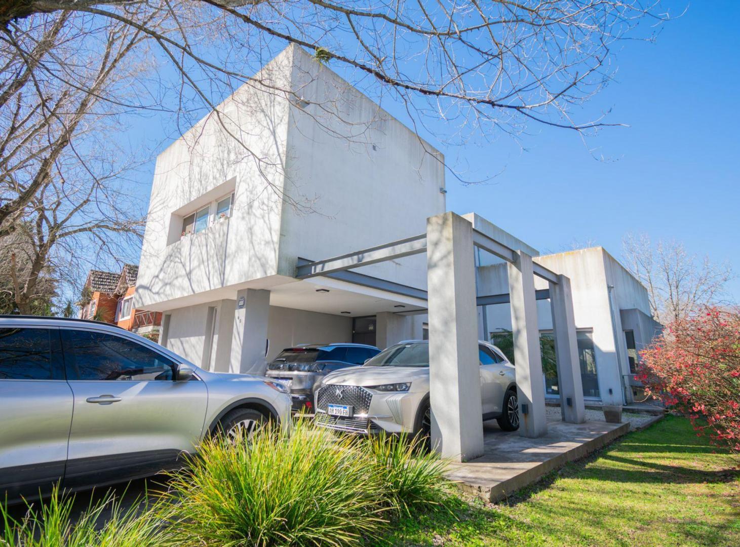 Foto de Venta casa 5 ambientes c/ jardín en La Masía Pilar, imagen 3