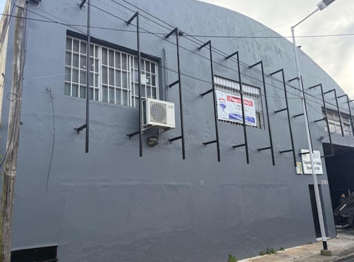 Foto de Alquiler Galpon Industrial Piñeyro Avellaneda, imagen 3