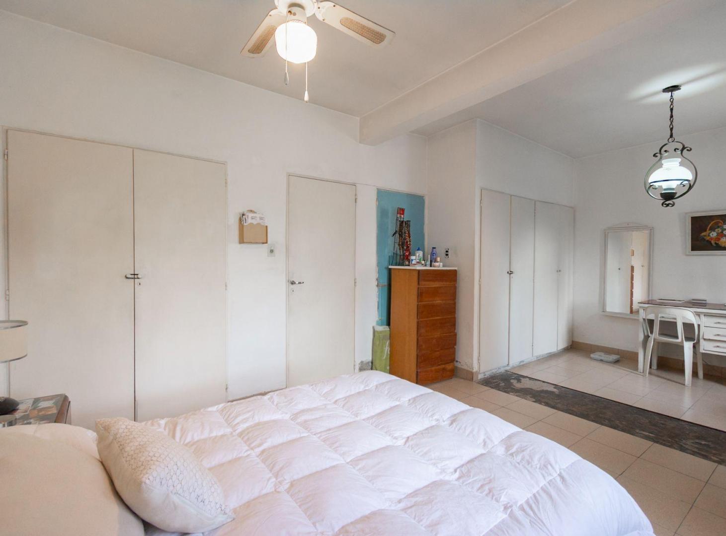 Foto de CASA 5 AMBIENTES EN VENTA CON JARDIN EN JOSE C PAZ, imagen 4