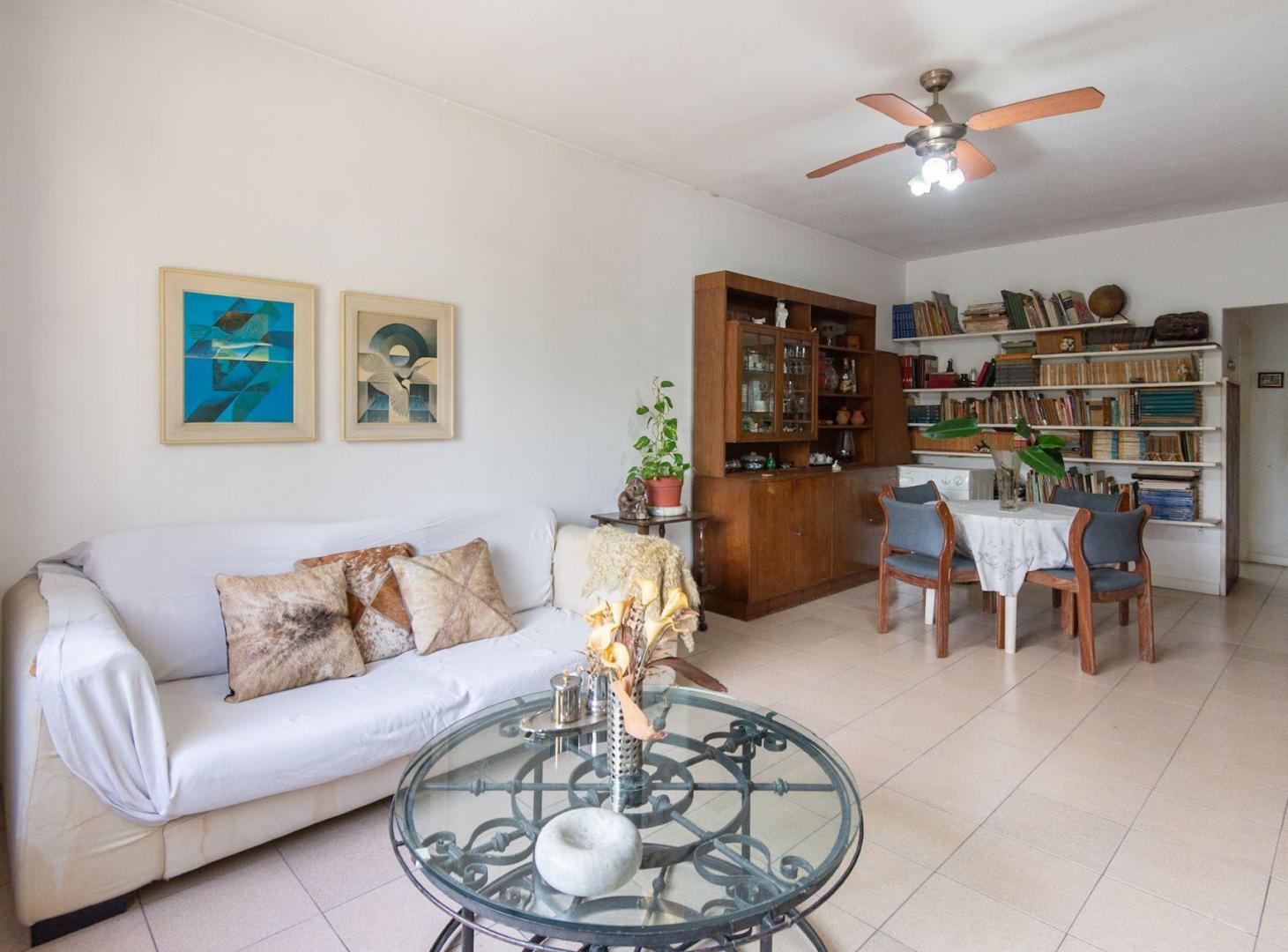 Foto de CASA 5 AMBIENTES EN VENTA CON JARDIN EN JOSE C PAZ, imagen 2