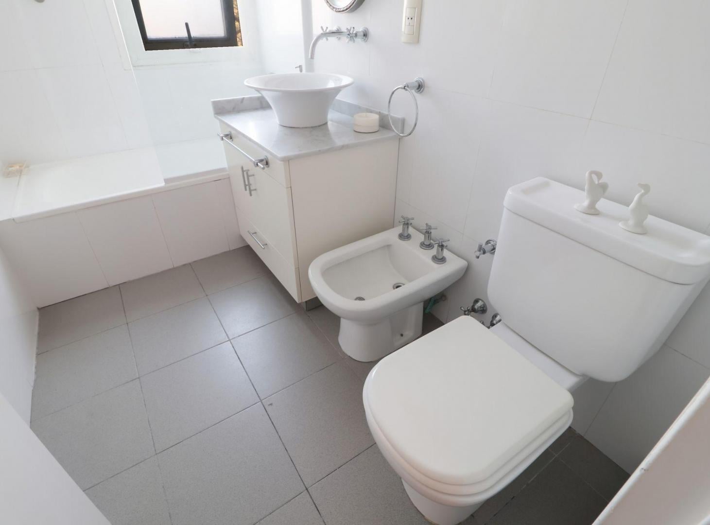 Foto de VENTA DEPARTAMENTO DE 3 AMBIENTES EN VICENTE LOPEZ, imagen 4
