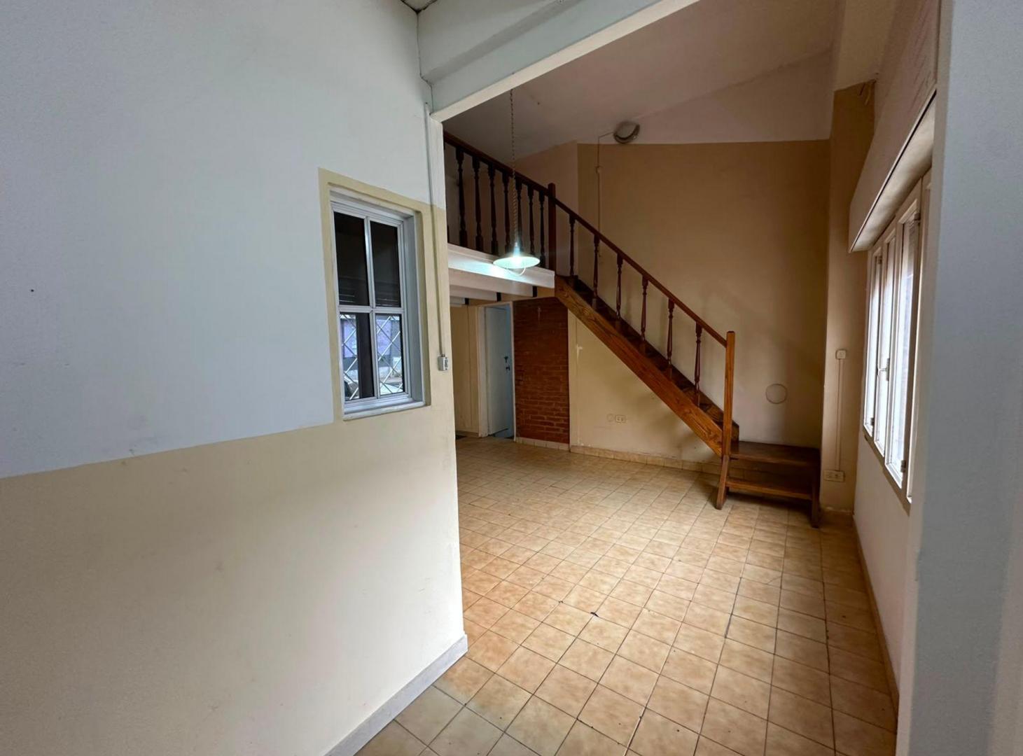 Foto de VENTA PH 5 AMB PIÑEYRO AVELLANEDA SIN EXPENSAS, imagen 1