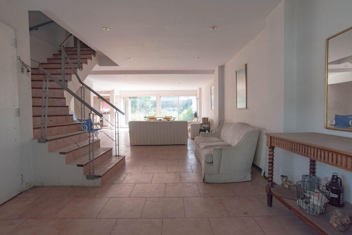 Foto de VILLA DEL PARQUE | 6 HAB + COCHERA PARA 5 AUTOS, imagen 1