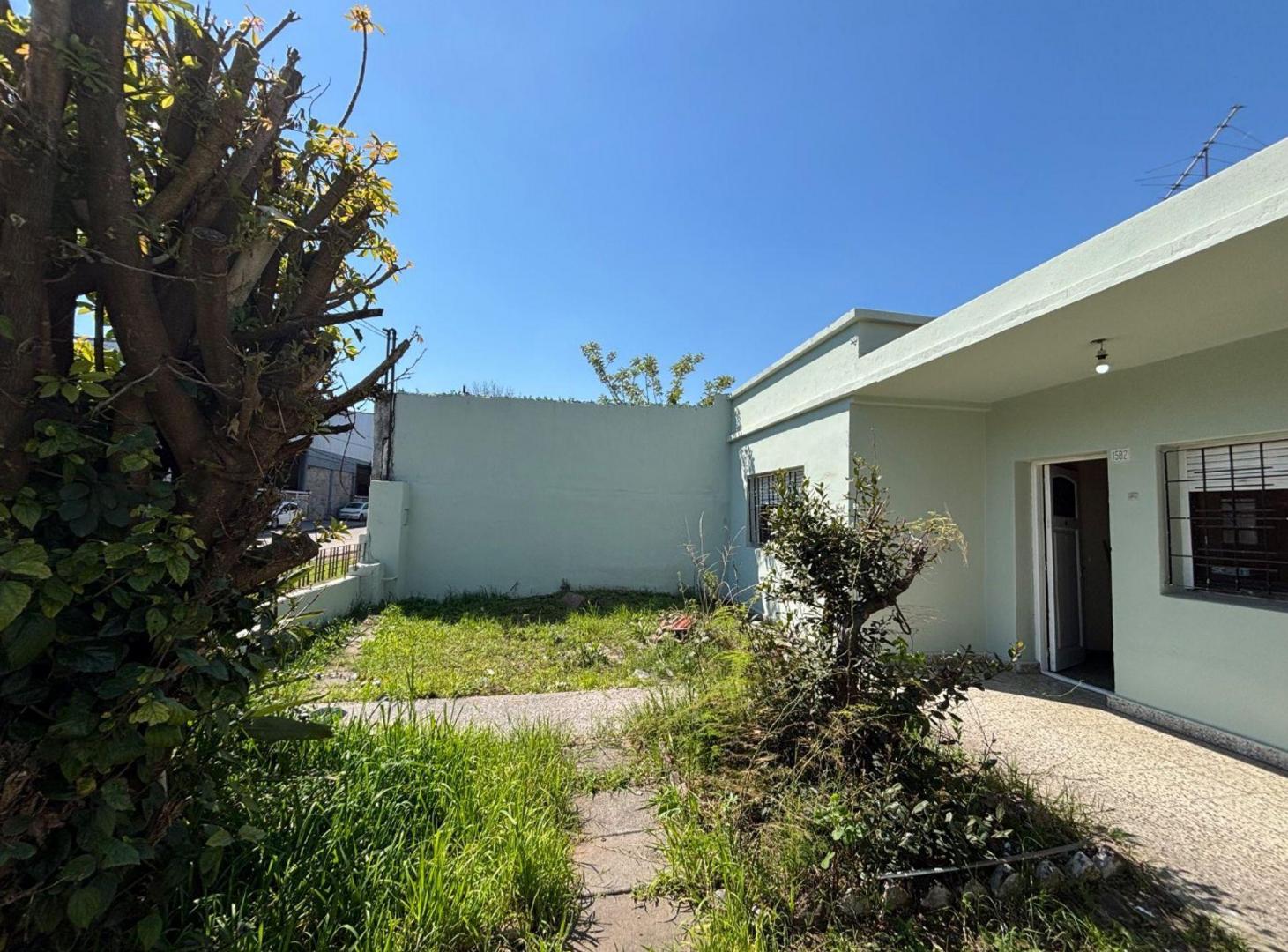 Foto de CASA EN VENTA 3 AMBIENTES JOSÉ LEÓN SUÁREZ, imagen 4