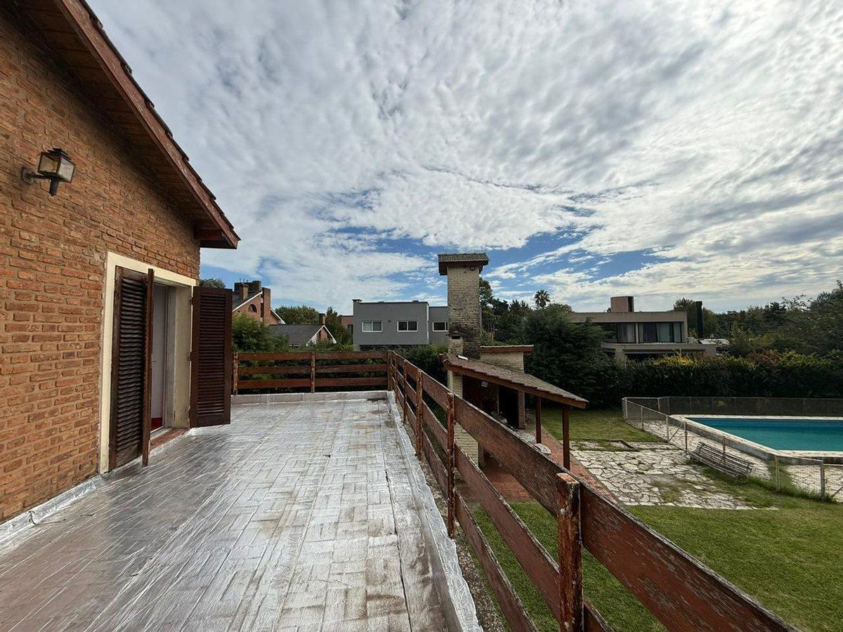 Foto de VENTA CASA MAPUCHE COUNTRY CLUB 2 LOTES, imagen 3