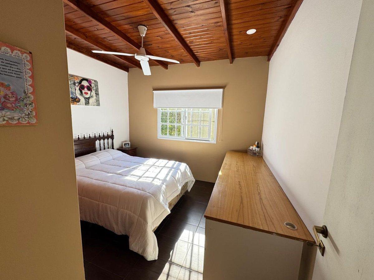 Foto de VENTA CASA 5 AMB CON JARDIN EN GENERAL RODRIGUEZ, imagen 2