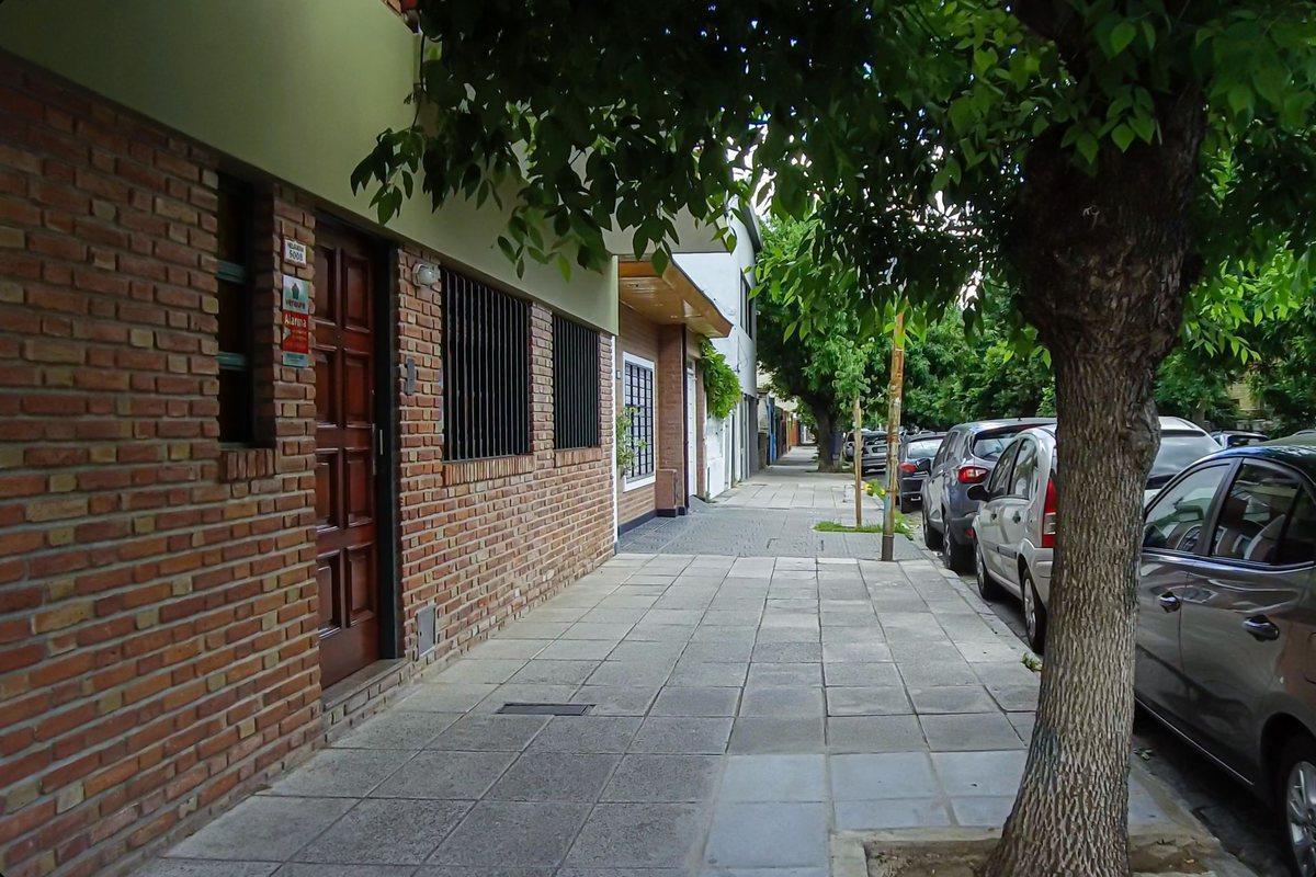 Foto de Casa en venta V. Pueyrredòn-patio-parrilla-garage, imagen 3