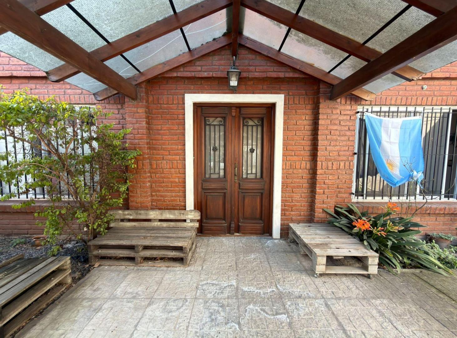 Foto de VENTA CASA 6 AMB CON PILETA, LA UNIÓN, EZEIZA, imagen 5