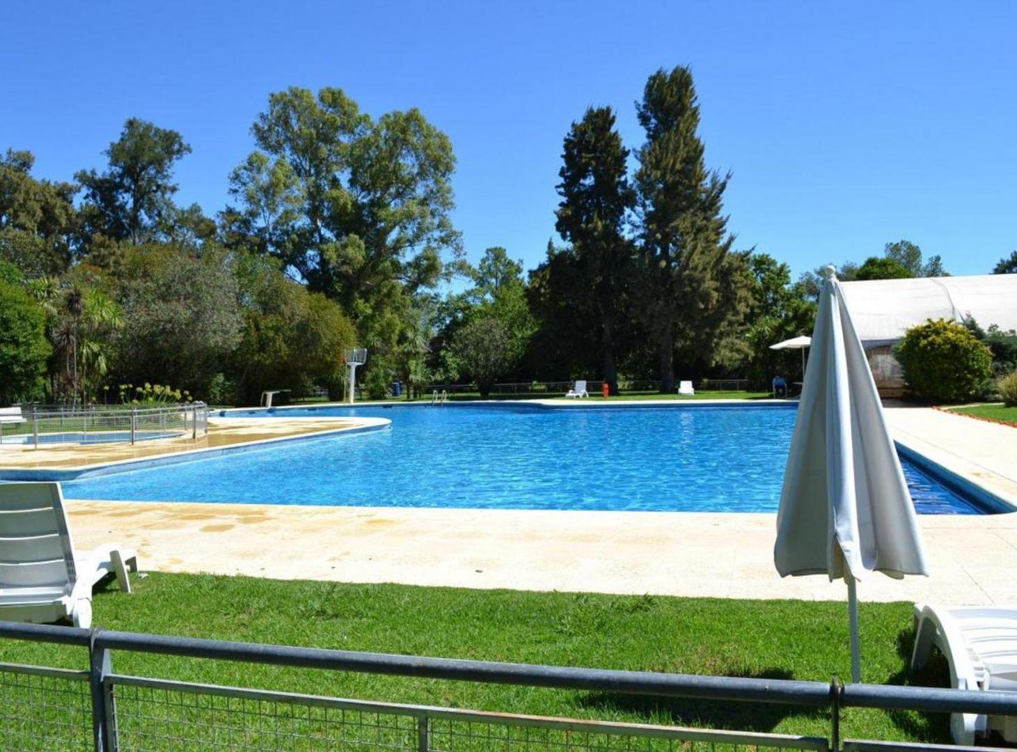 Foto de VENTA DE LOTE EN EL COUNTRY LOS CARDALES 700M2, imagen 2