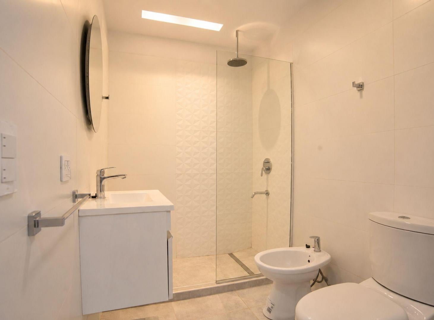 Foto de VENTA PH DEVOTO 3 AMB. PLANTA BAJA .SIN EXPENSAS, imagen 4