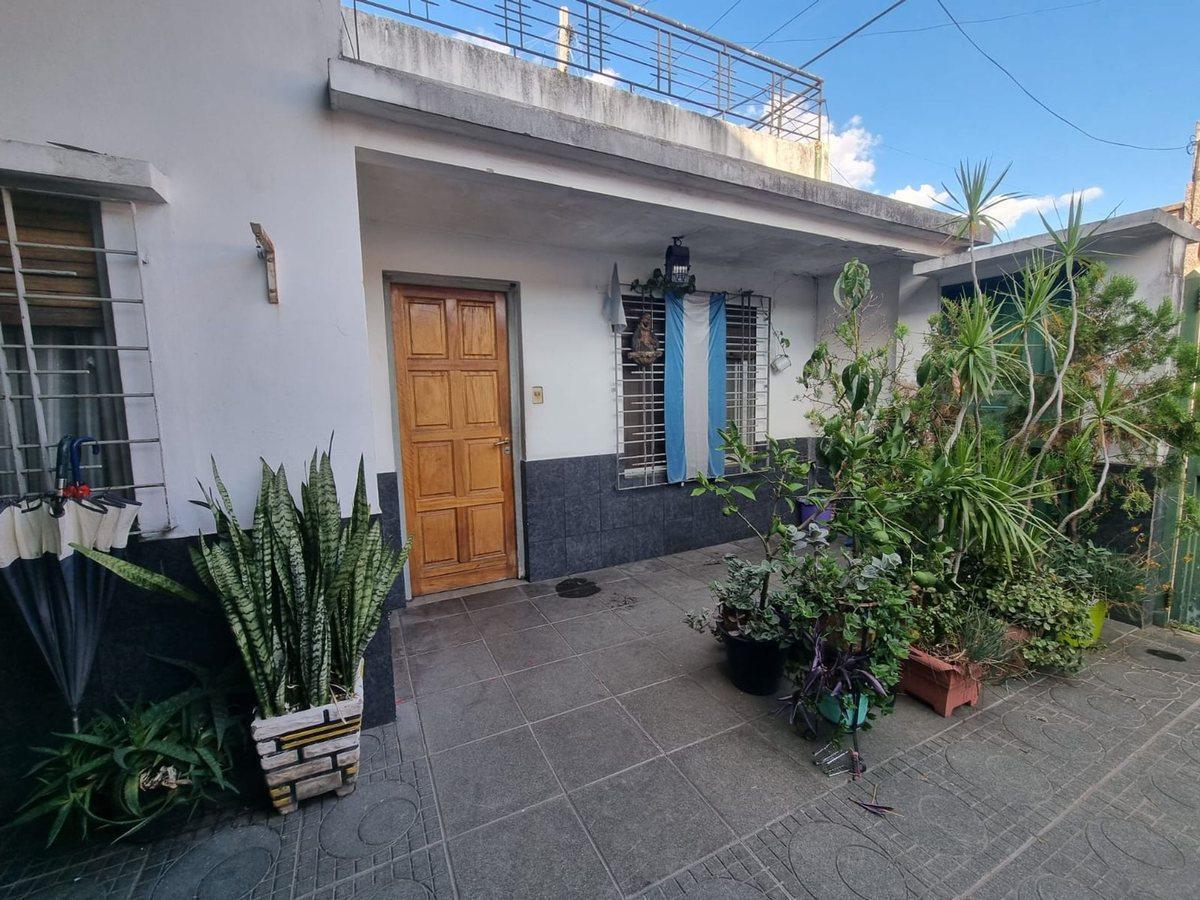Foto de Casa en venta 3 amb. en Ciudad Madero+Depto Local, imagen 1