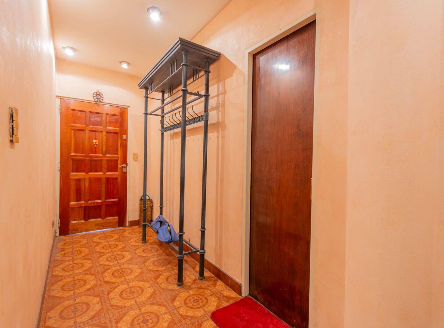 Foto de VENTA CASA LOTE PROPIO 4 AMB + COCH + JARDIN, imagen 4