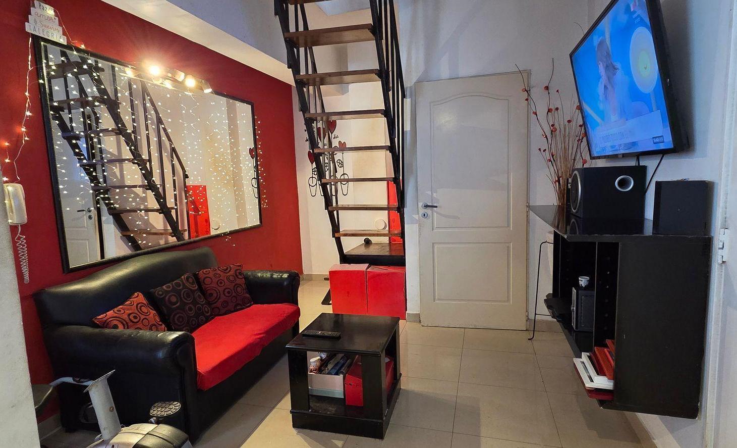 Foto de Venta PH 4 amb con terraza propia Villa Urquiza, imagen 2