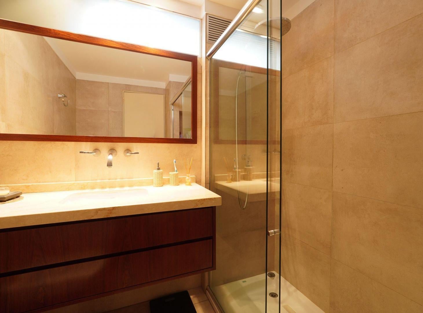 Foto de VENTA DEPARTAMENTO 5 AMBIENTES CABALLITO COCHERA, imagen 5