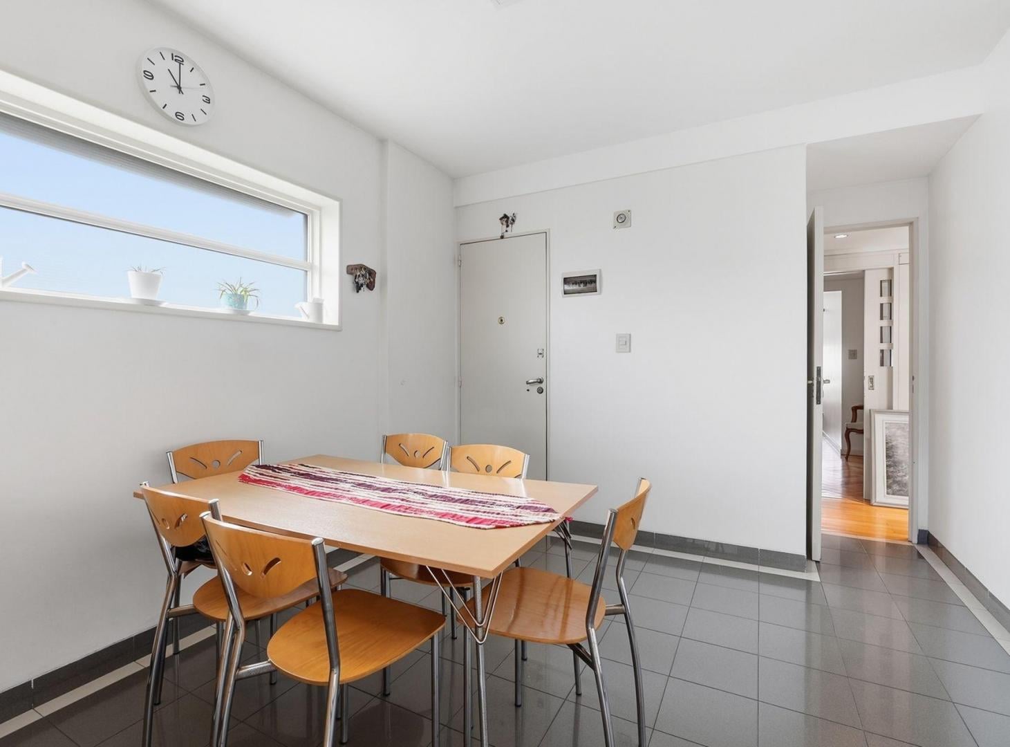 Foto de VENTA DEPARTAMENTO 5 AMBIENTES CABALLITO COCHERA, imagen 4