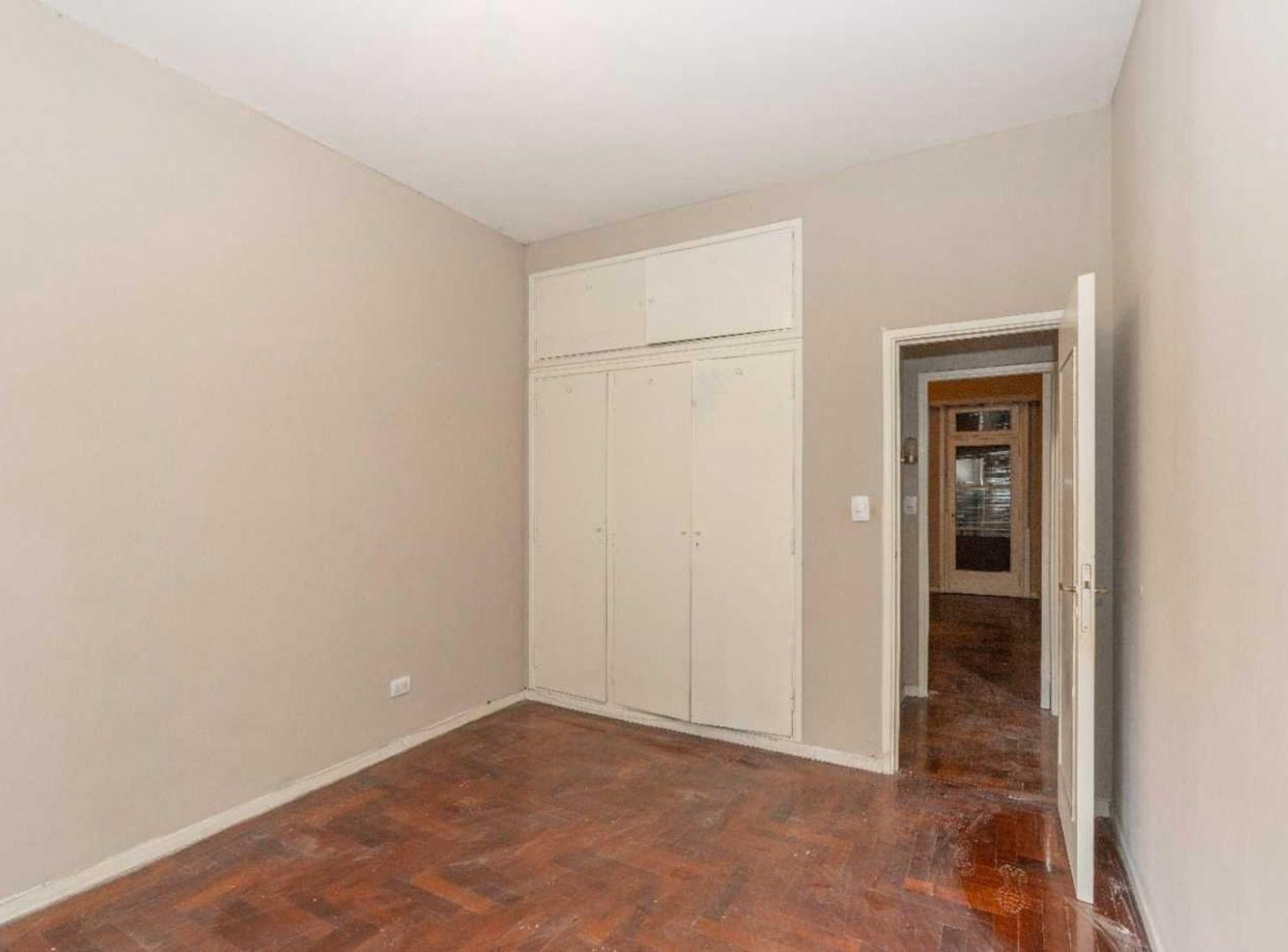 Foto de VENTA DE DEPARTAMENTO 4 AMB EN PARQUE CENTENARIO, imagen 5