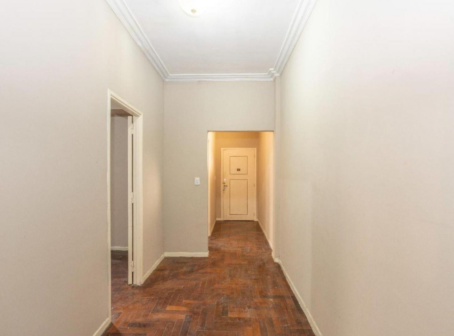 Foto de VENTA DE DEPARTAMENTO 4 AMB EN PARQUE CENTENARIO, imagen 3