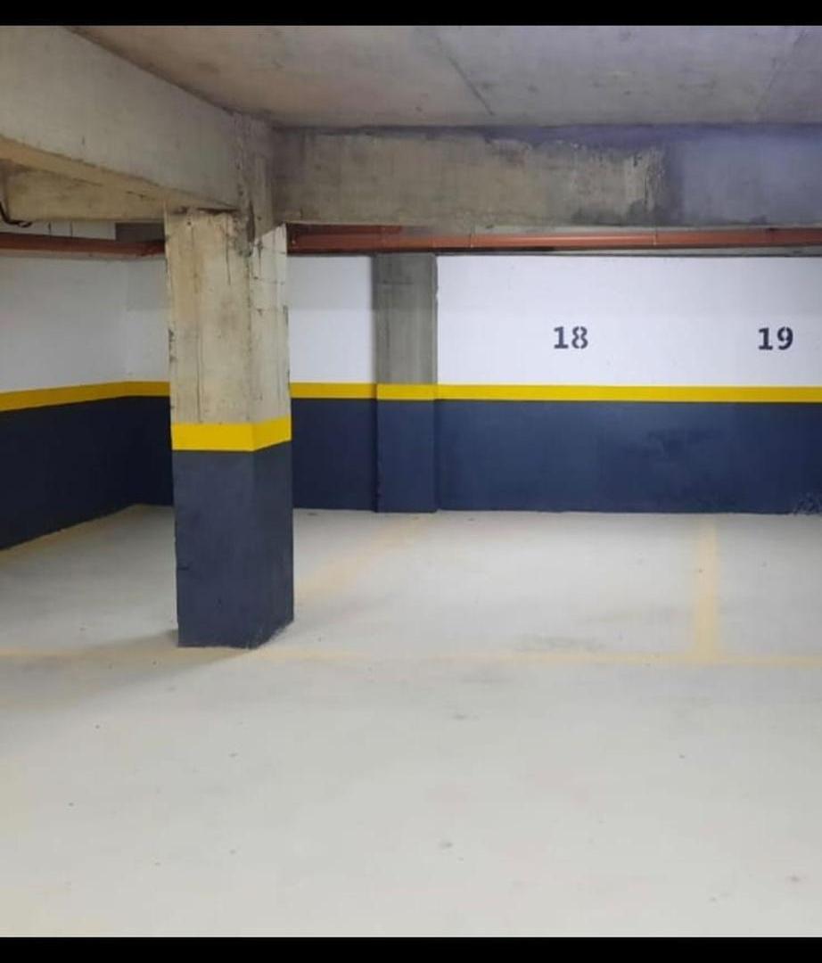Foto de VENTA COCHERA CUBIERTA. Liniers, imagen 4