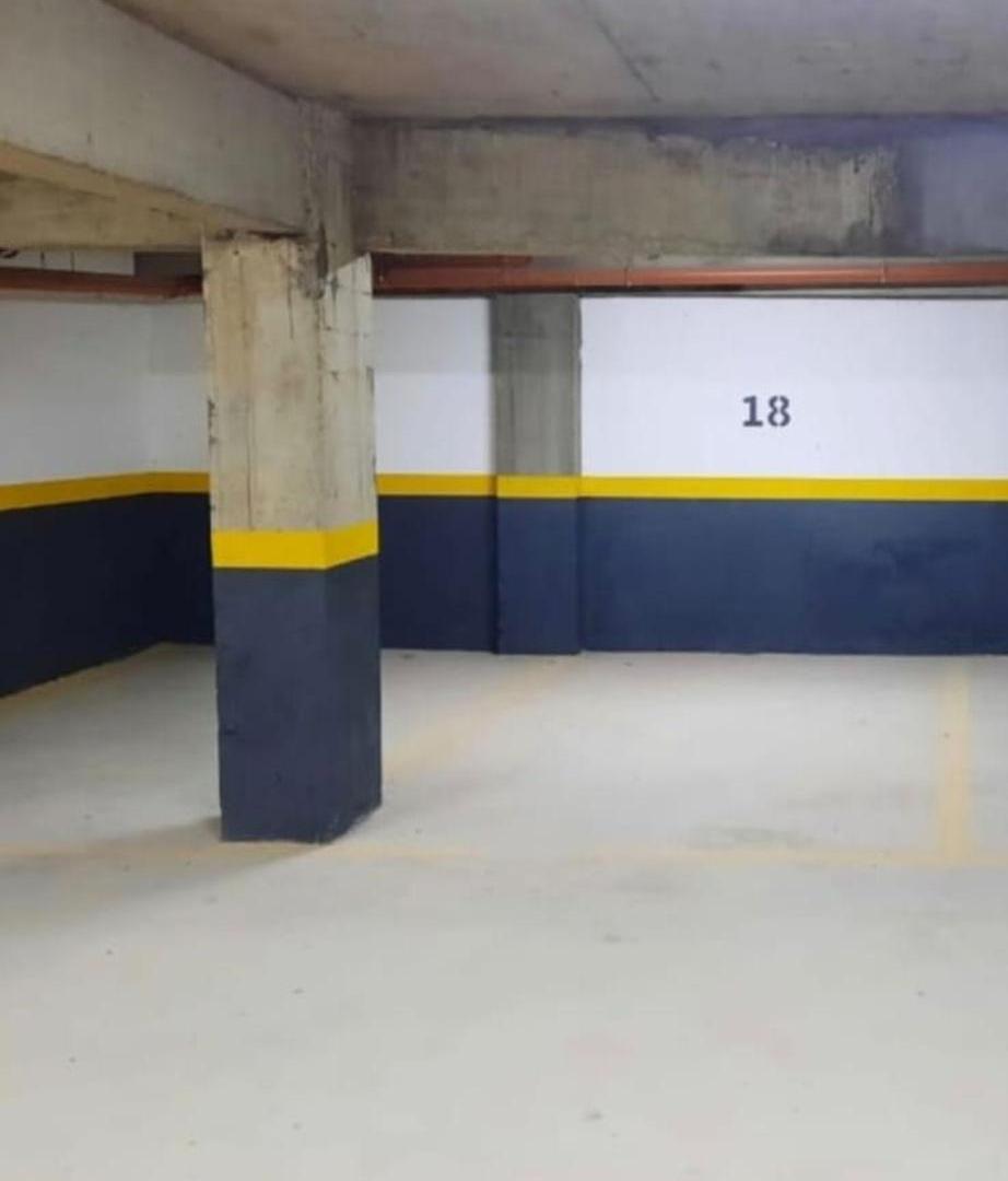 Foto de VENTA COCHERA CUBIERTA. Liniers, imagen 3
