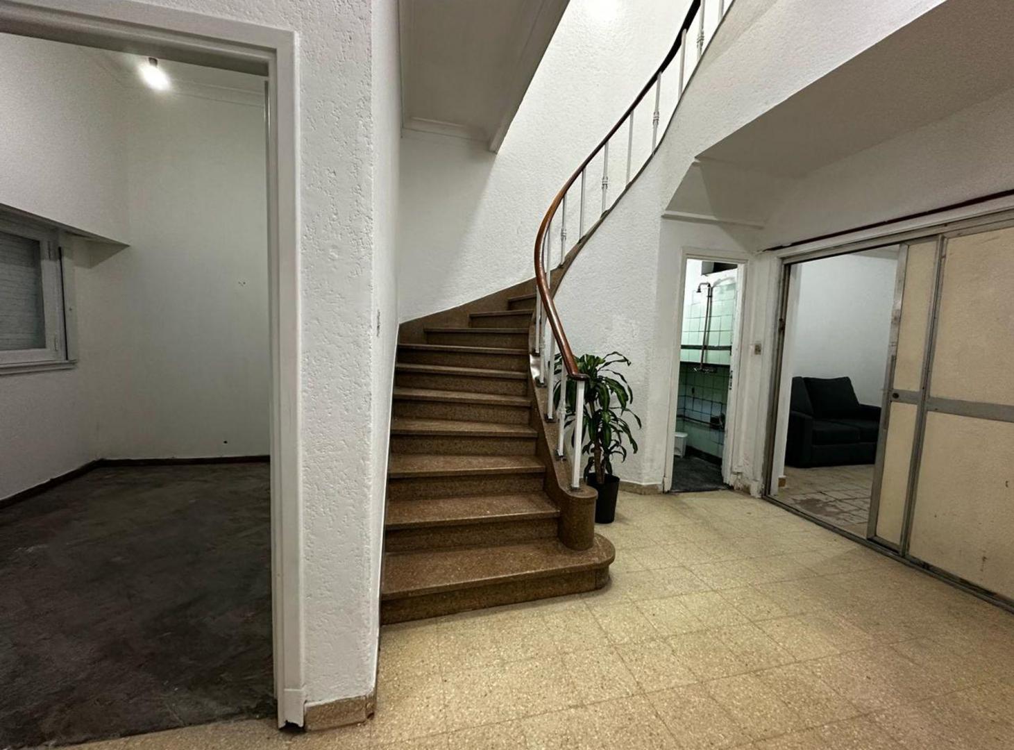 Foto de OPORTUNIDAD - VENTA Casa en Balvanera, imagen 2