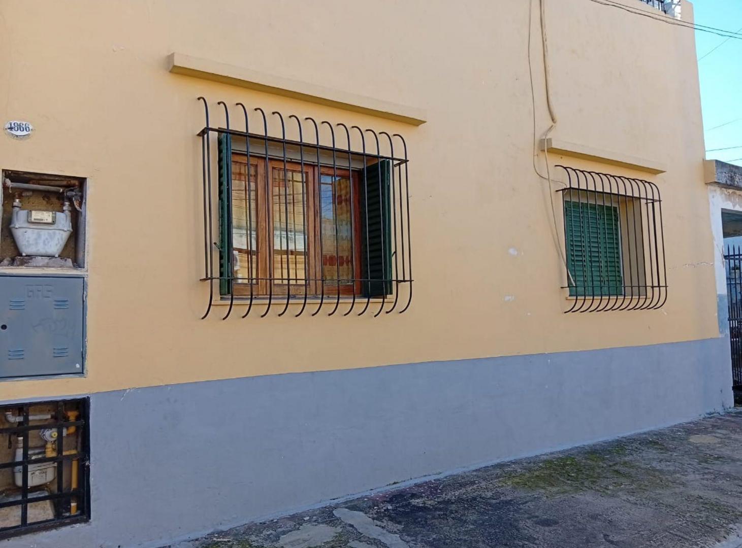 Foto de PH AL FRENTE 3 AMB, TERRAZA PROPIA -SIN EXPENSAS!, imagen 1