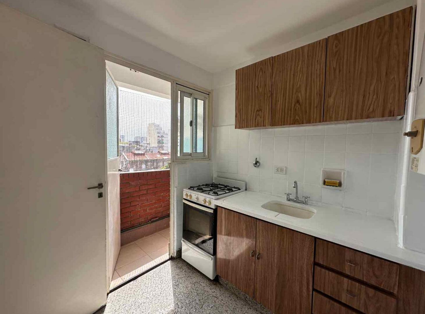 Foto de VENTA DPTO 2 AMB EN BOEDO - APTO CRED., imagen 1