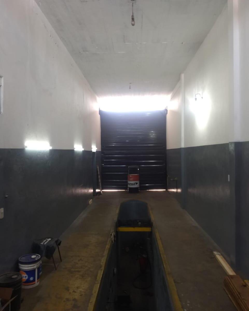 Galpon en Venta + Casa 1
