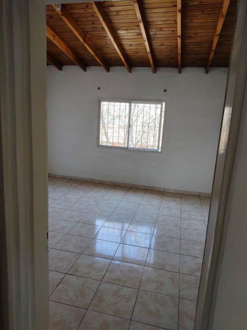 Foto de venta de casa con 2 departamento apta credito, imagen 3