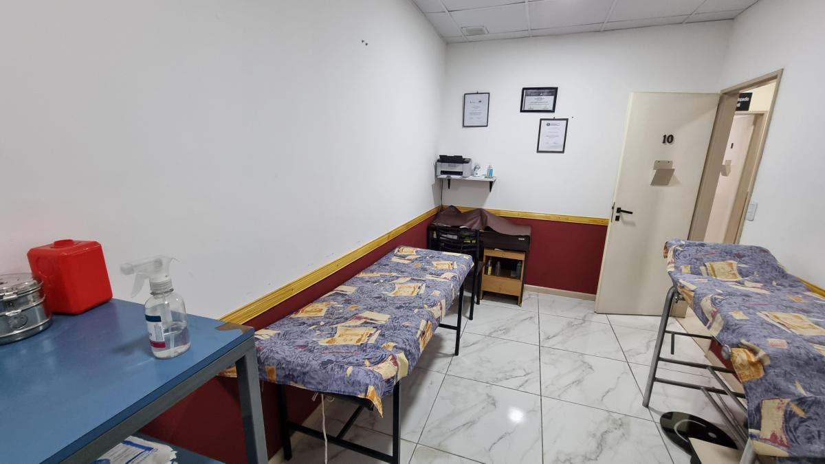 Venta de inmueble apto para consultorio, geriatrico, hogar de dia