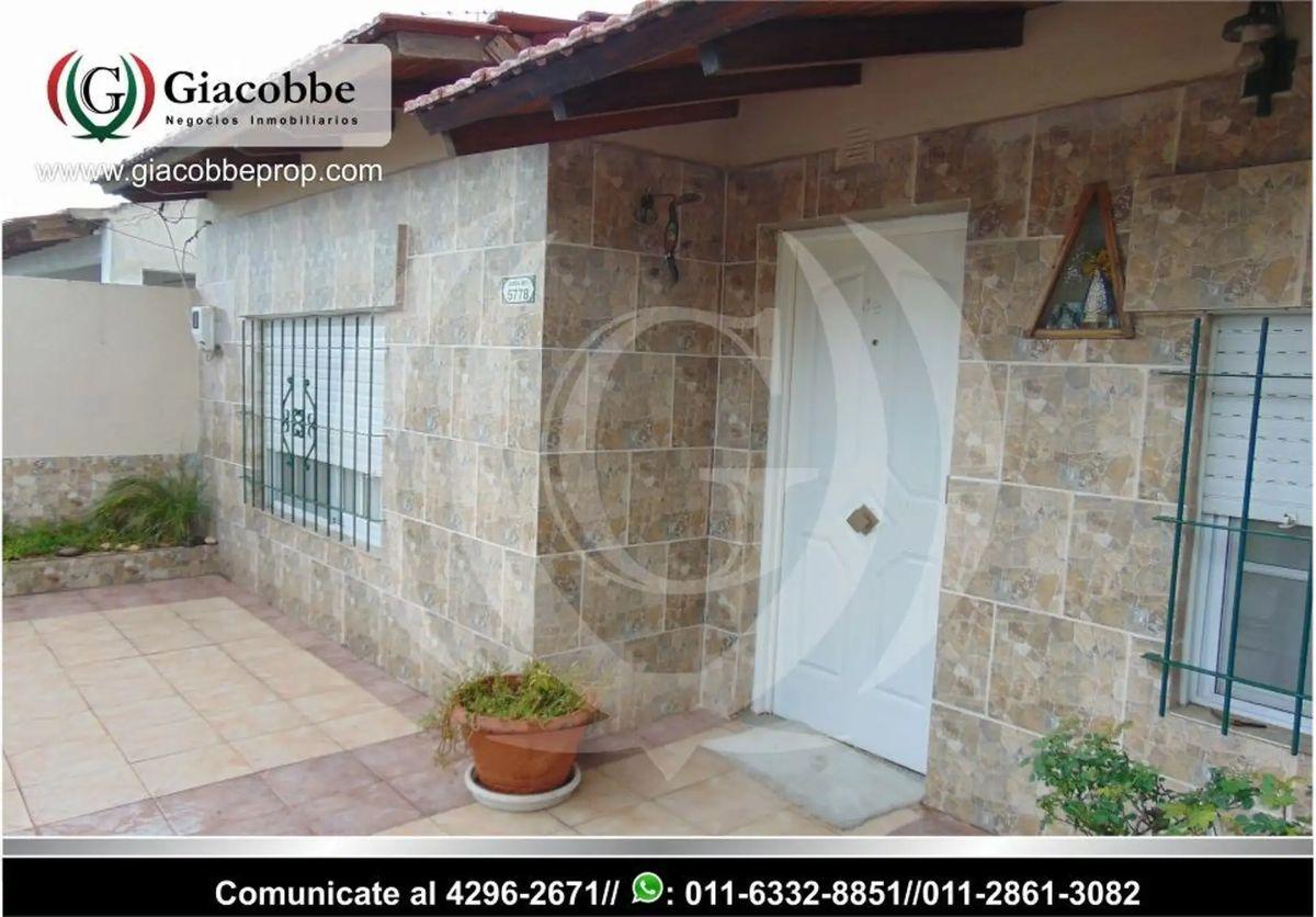 Foto de casa en venta 2 familias, imagen 1