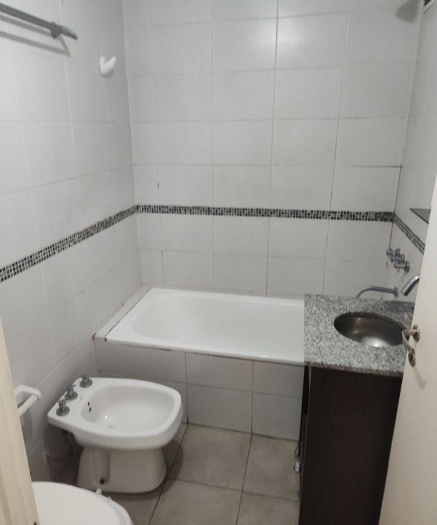 Foto de departamento 3 ambientes con cochera, imagen 4