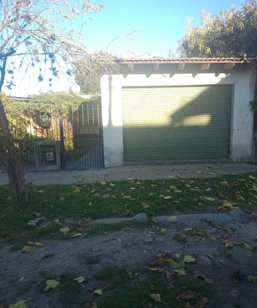 Dos Casas y Local Comercial en un Mismo Terreno 1