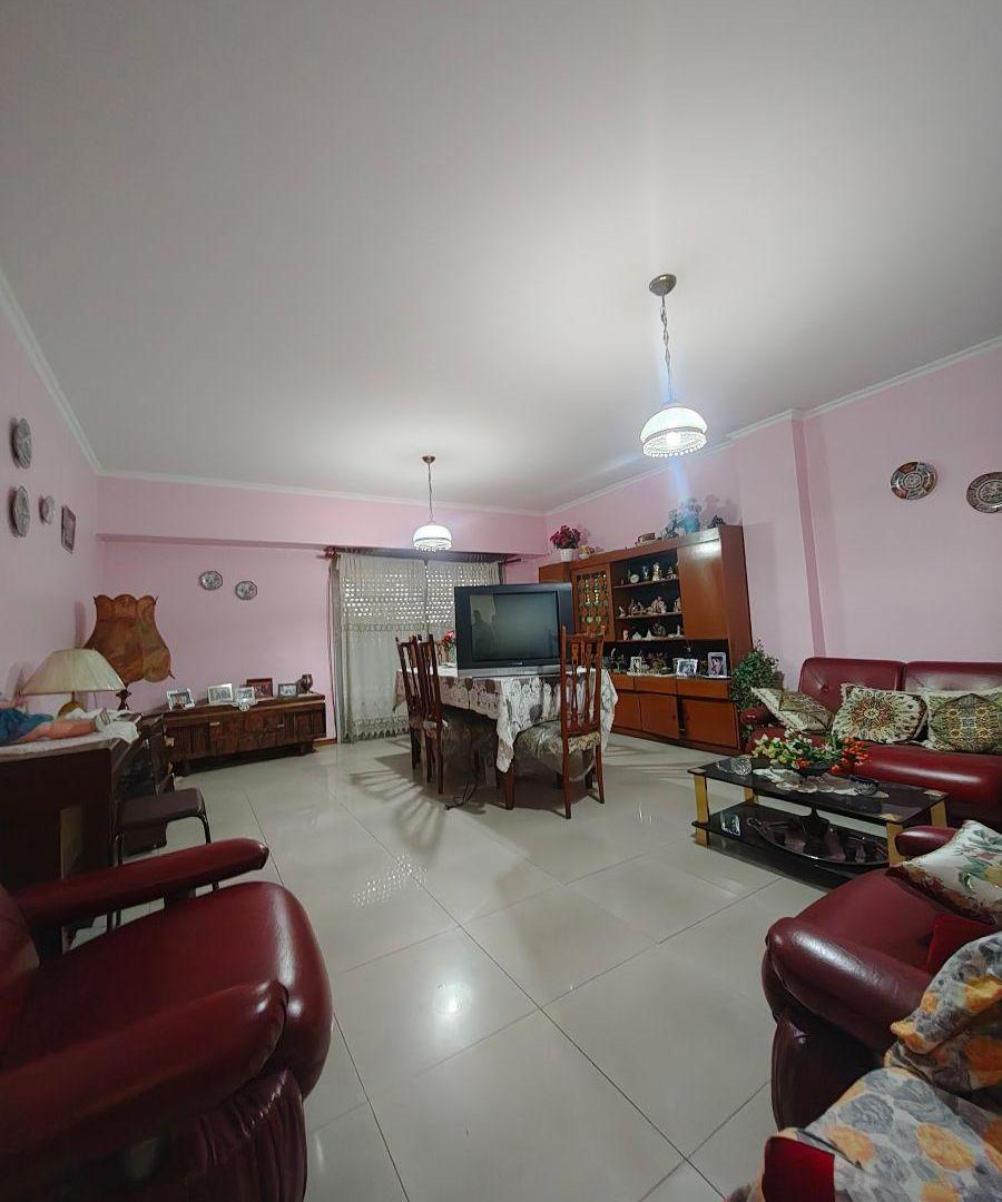 Foto de IMPORTANTE PROPIEDAD COMERCIAL Y RESIDENCIAL SOBRE AV. BOULEVARD BUENOS, imagen 4