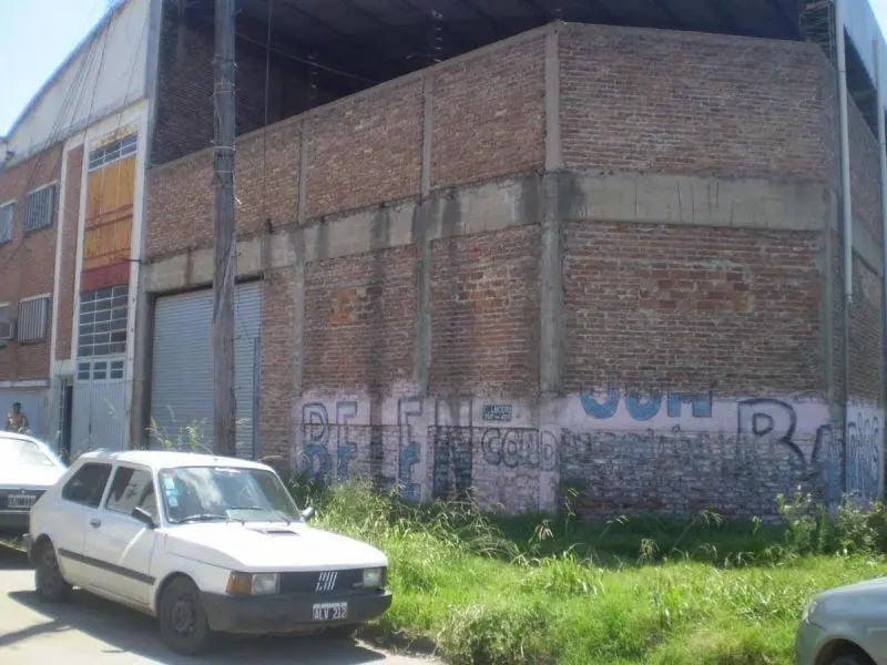 PROPIEDAD SUSPENDIDA Galpón | LUCERO al 300 4