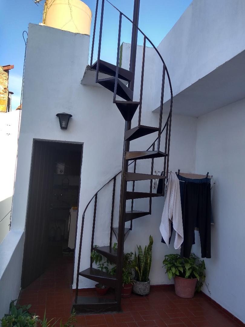 Casa 4 Ambientes. | Av Viamonte Al 3200 4