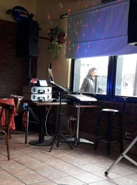 Local | Av J. D. Perón Al 2100 2